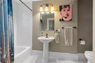 671 Edmund Ave, Saint Paul, MN 55104 - Photo 24