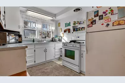 512 W Evans Street, Rice Lake, WI 54868 - Photo 8