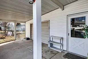 512 W Evans St, Rice Lake, WI 54868 - Photo 24