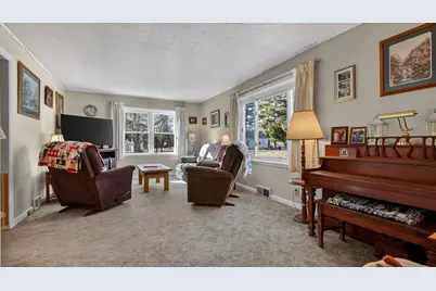 512 W Evans Street, Rice Lake, WI 54868 - Photo 2