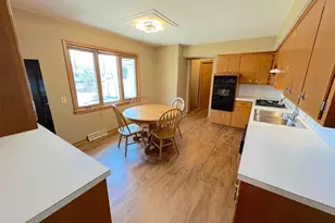 10809 Abbott Ave S, Bloomington, MN 55431 - Photo 10