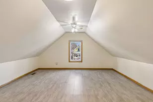 607 Simpson St, Saint Paul, MN 55104 - Photo 24