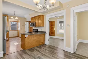 607 Simpson St, Saint Paul, MN 55104 - Photo 4