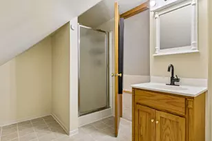 607 Simpson St, Saint Paul, MN 55104 - Photo 26