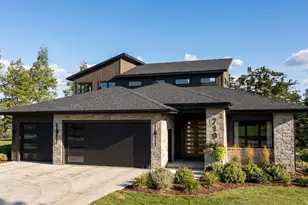 719 Ensconced Wy, Chaska, MN 55318 - Photo 2