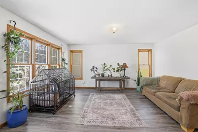 657 Oakdale Avenue, Saint Paul, MN 55107 - Photo 2