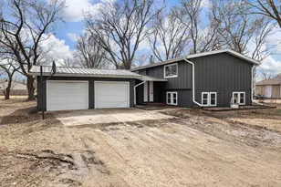 633 3rd St NE, Blooming Prairie, MN 55917 - Photo 1
