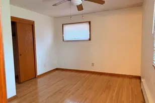 2035 California Ave E, Saint Paul, MN 55119 - Photo 8