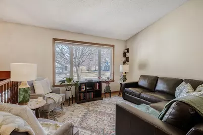 11926 Summerset Lane, Burnsville, MN 55337 - Photo 6