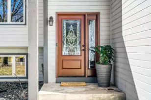 11926 Summerset Ln, Burnsville, MN 55337 - Photo 4