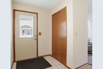 789 Parkside Drive #789G, Vadnais Heights, MN 55127 - Photo 2