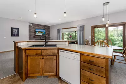 1408 10th Street NE, Sauk Rapids, MN 56379 - Photo 6