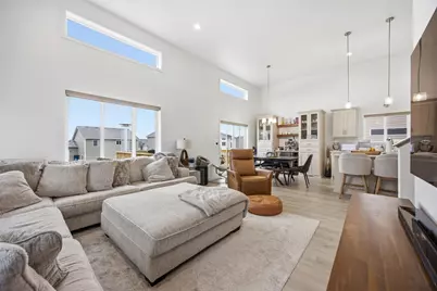 3851 19th Street S, Moorhead, MN 56560 - Photo 4