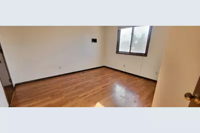 8200 Georgia Court N, Brooklyn Park, MN 55445 - Photo 8