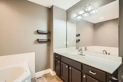 2029 Poppy Drive, Chanhassen, MN 55317 - Photo 8