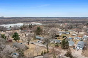 190 Lawrence St, Prescott, WI 54021 - Photo 2