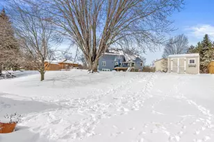 11330 48th Ave N, Plymouth, MN 55442 - Photo 38