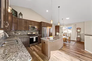 276 Tower Ave, Dundas, MN 55019 - Photo 12