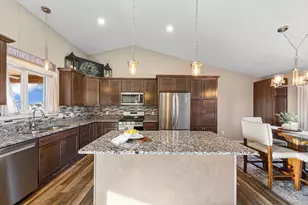 276 Tower Ave, Dundas, MN 55019 - Photo 2