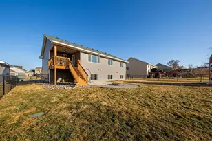 276 Tower Ave, Dundas, MN 55019 - Photo 34