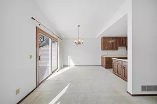 1072 Amble Dr, Shoreview, MN 55126 - Photo 8