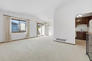 1072 Amble Dr, Shoreview, MN 55126 - Photo 6