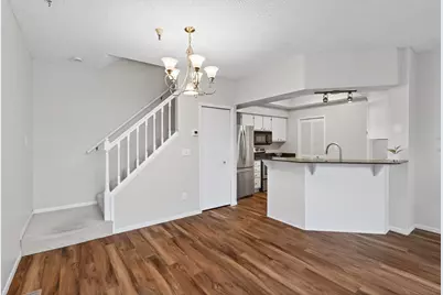 18124 Settlers Way, Eden Prairie, MN 55347 - Photo 8