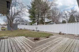 1536 James Dr, North Mankato, MN 56003 - Photo 38