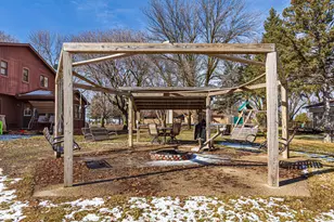 255 W 7th St, Gibbon, MN 55335 - Photo 48