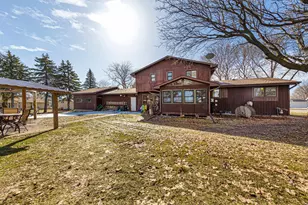 255 W 7th St, Gibbon, MN 55335 - Photo 50