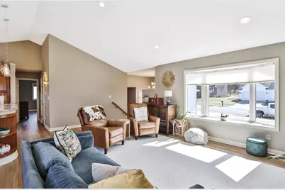 1309 Lone Pine Drive SW, Rochester, MN 55902 - Photo 8