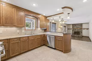 12925 Eveleth Ave, Apple Valley, MN 55124 - Photo 10