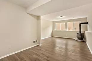 812 13th St W, Hastings, MN 55033 - Photo 10