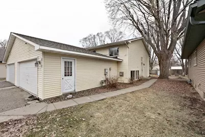 812 13th Street W, Hastings, MN 55033 - Photo 2