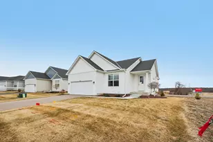 9035 62nd St S, Cottage Grove, MN 55016 - Photo 6