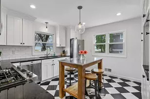 5167 Tifton Dr, Edina, MN 55439 - Photo 10