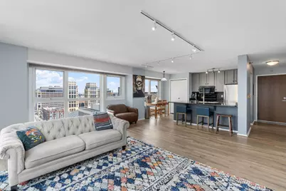433 S 7th Street #1801, Minneapolis, MN 55415 - Photo 1
