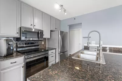 433 S 7th Street #1801, Minneapolis, MN 55415 - Photo 36