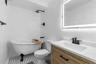 433 S 7th St, Minneapolis, MN 55415 - Photo 4