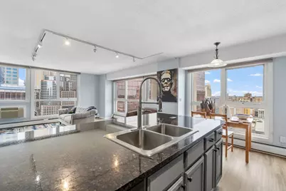 433 S 7th Street #1801, Minneapolis, MN 55415 - Photo 2