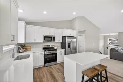 1756 Squirrel Way, New Richmond, WI 54017 - Photo 8