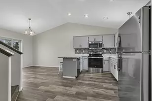 6429 Savanna Ct, Saint Cloud, MN 56303 - Photo 4
