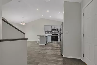 6429 Savanna Court, Saint Cloud, MN 56303 - Photo 8