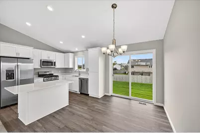 1752 Squirrel Way, New Richmond, WI 54017 - Photo 10