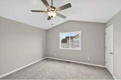 1752 Squirrel Way, New Richmond, WI 54017 - Photo 18