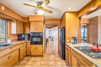 3790 Rustic Place, Shoreview, MN 55126 - Photo 10