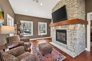 19055 Ridgewood Rd, Deephaven, MN 55391 - Photo 28