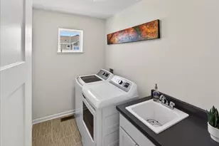 864 Roselyn Dr, Victoria, MN 55386 - Photo 22