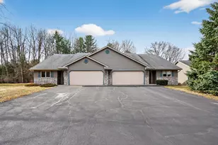 473 Cedar Ct, Taylors Falls, MN 55084 - Photo 2
