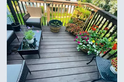 2505 Geranium Avenue E, Maplewood, MN 55119 - Photo 2